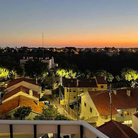 Apartment 2 Bedroom With Sunny Terrace *
