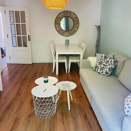 2 Bedroom With Sunny Terrace * Cascais