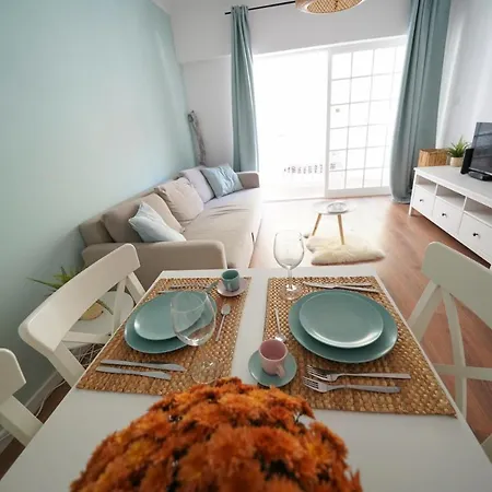 2 Bedroom With Sunny Terrace * Cascais